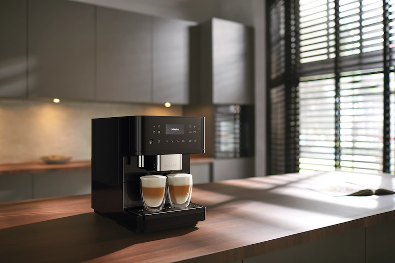Espressor Miele CM 6160 cu design elegant și funcții avansate
